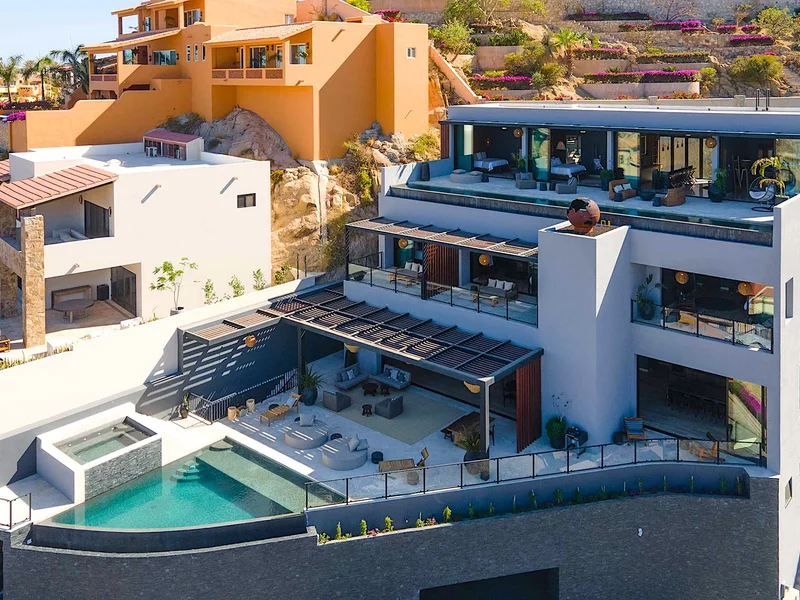 Clifftop private villa on the Pacific side of Pedregal, Cabo San Lucas, with pool overlooking the Sea of Cortez