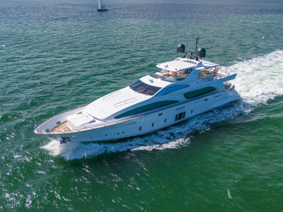 105 Azimut