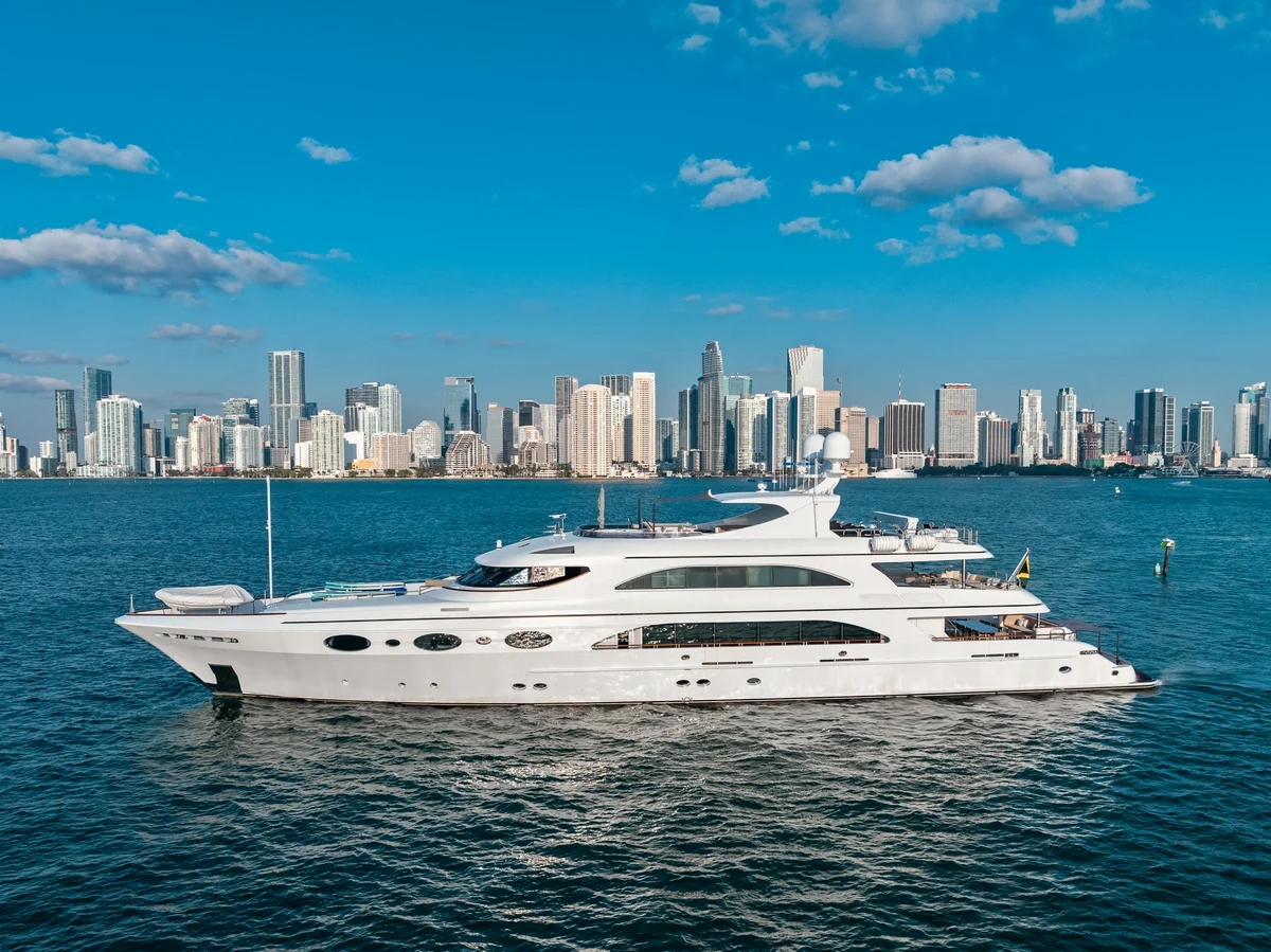 166 Trinity Mega Yacht