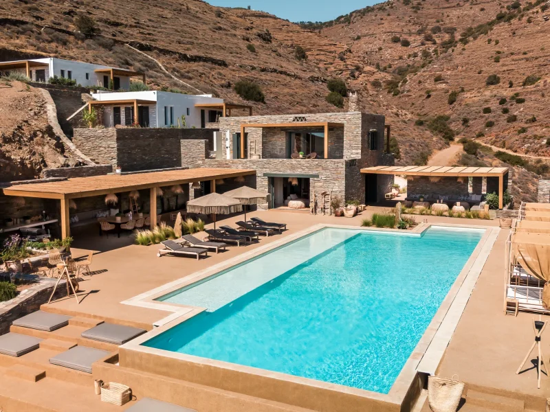 Villa Naos